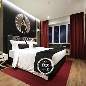 Maxime Hotel